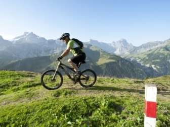 Bike-Tour 416: eindrückliches Bergpanorama!