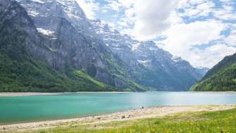 Klöntalersee im Juni