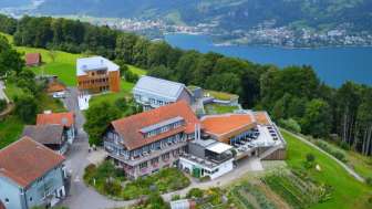 Aussenansicht des Seminarhotel Lihn am Walensee